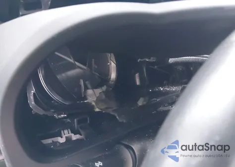 2015 Toyota Highlander Le Plus V6 from USA, damaged, VIN 5TDBKRFH2FS200131